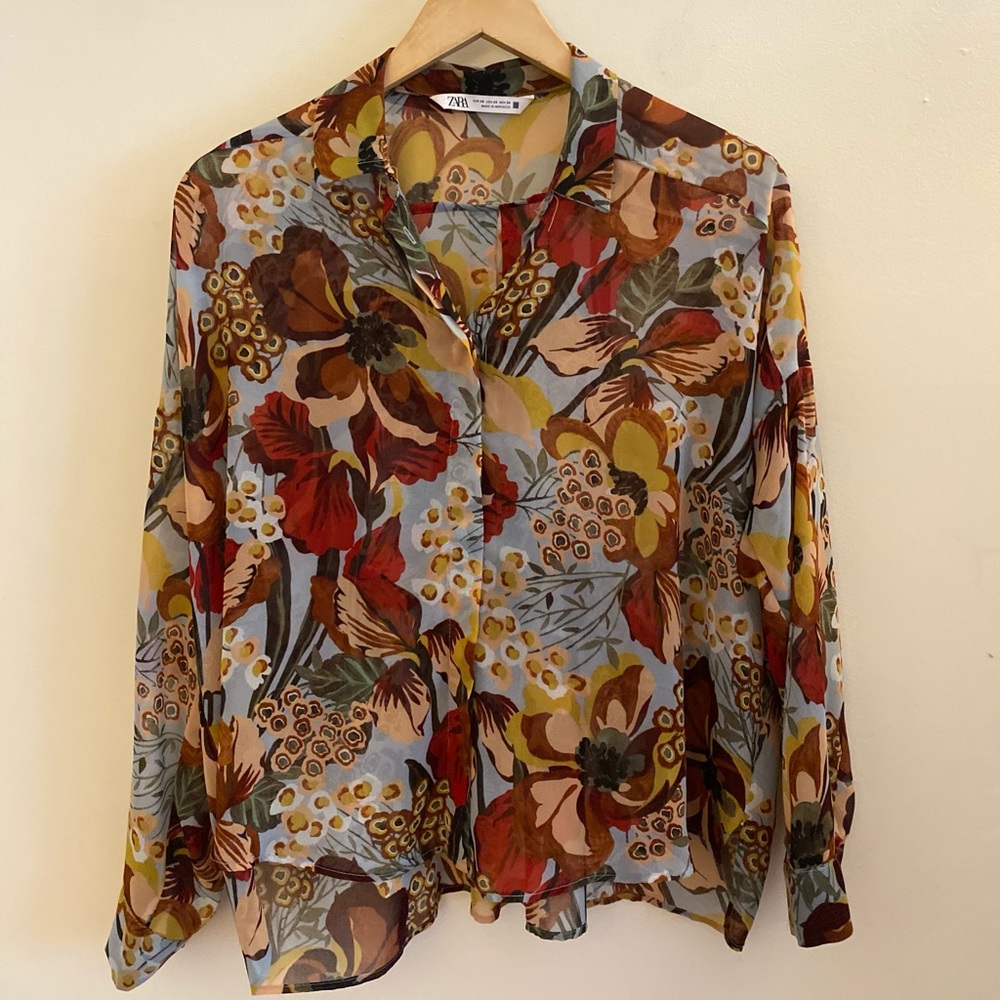 ZARA floral light weight button down! *NEW*